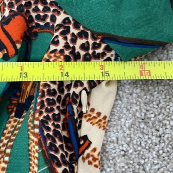 NWT Boohoo Satin Chain Print Twist Shift Dress - Picture 12 of 13